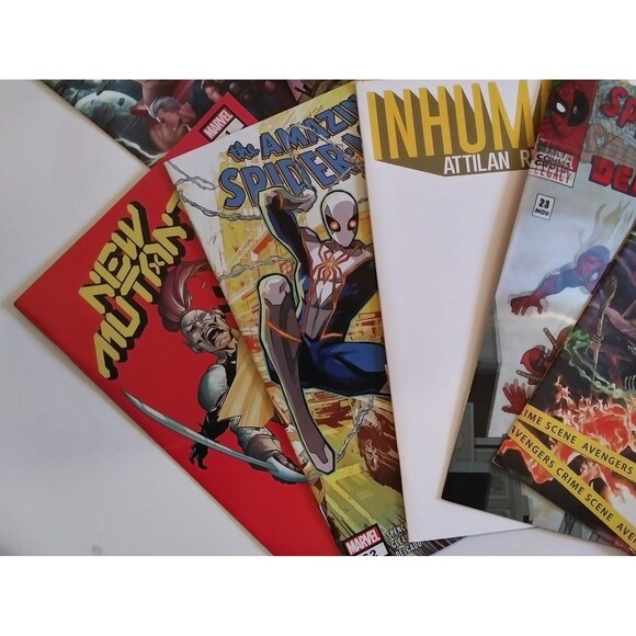 11 Marvel Comics - Picture 4 of 8